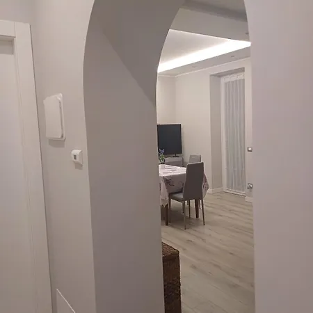 Garden House דירה