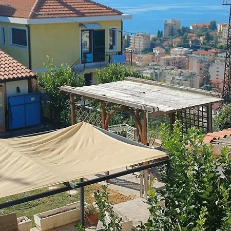 Apartment Garden House Sanremo